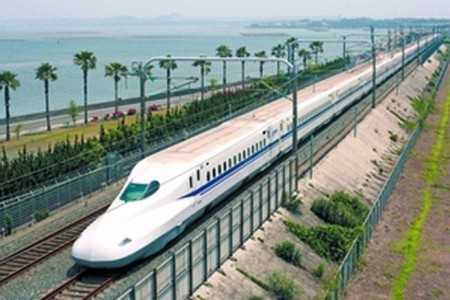 Ưu tiên đầu tư đường sắt cao tốc đoạn TP.HCM - Nha Trang