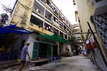 Tìm lời giải bài toán chung cư cũ