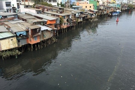 "Nóng" TPHCM chuẩn bị xử lý di dời 20 nghìn căn nhà lấn chiếm kênh rạch