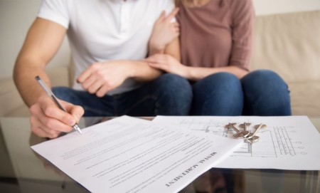Đặt cọc tiền thuê phòng trọ sao cho an toàn?
