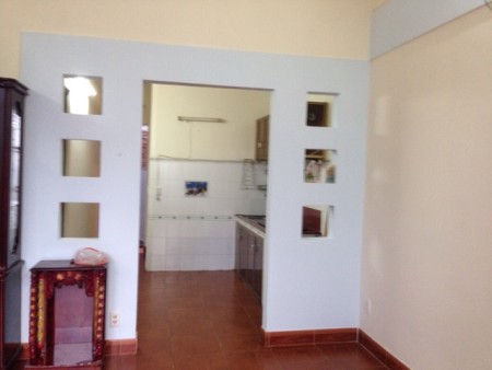 Cho thuê nhà nguyên căn Dt: 67m2 đường Nguyễn Thị Định, Q2