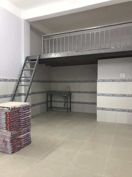 MẶT BẰNG: 5x10m + gác lửng, gần AEON Mall TÂN PHÚ hợp: tiệm tóc, giặt ủi, Online....6.5tr/th
