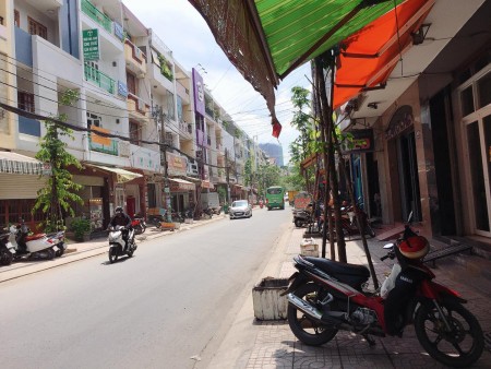 Đi đến slide 2