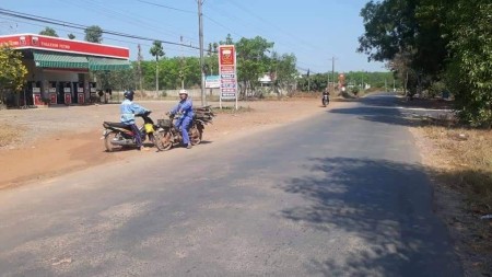 Cần bán gấp lô đất dt 500m2,thổ cư,SỔ HỒNG RIÊNG