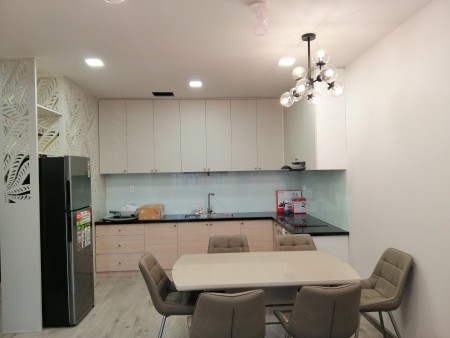 Cho thuê 2PN và 3PN, nội thất mới 100%, cực đẹp, chỉ từ 10tr/tháng CC Sunrise Riverside, LH 0938011552