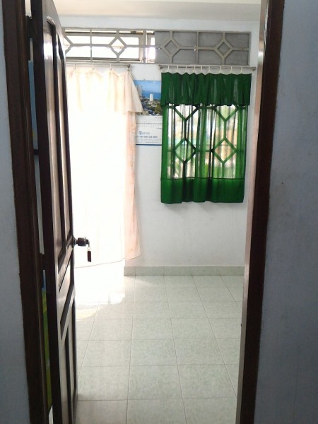 PHÒNG 30M2 - CÓ BAN CÔNG - CÁCH AEON TÂN PHÚ 3KM