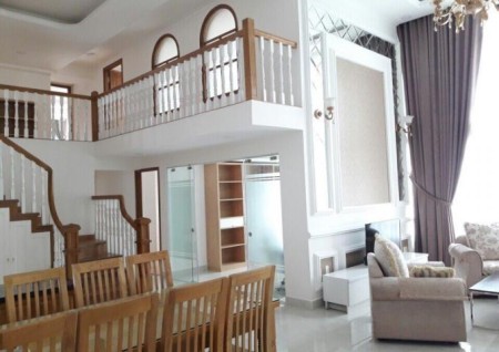 Bán căn hộ Phú Hoàng Anh diện tích 160m2 3PN 2tỷ8, 200 - 250m2 4PN 5PN 3tỷ400tr LH 0938011552