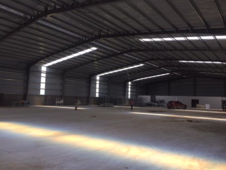 Bán kho xưởng DT 1500m2 KCN Thạch Thất Quốc Oai, Hà Nội.