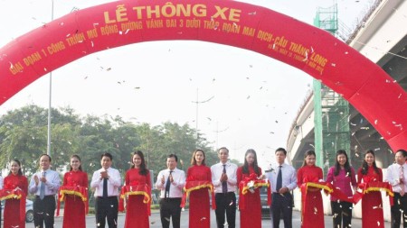 Hà Nội thông xe đường vành đai 3 đoạn Mai Dịch - cầu Thăng Long