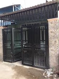 Vỡ nợ bán gấp căn nhà cấp 4 DT :110m2 MT gần chợ,đông dân,..