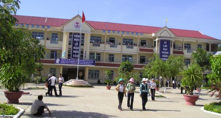 Kẹt tiền bán lô đất giá rẻ diện tích sử dụng 300m2 gần chợ khu công nghiệp