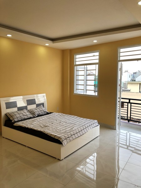 Phòng mới xây, đẹp, có nội thất ban công. Đường Quang Trung Gò Vấp