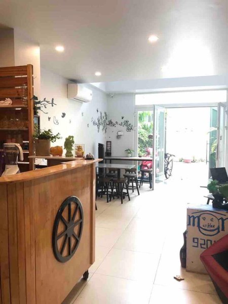 Bán nhà một đời chủ MT Hồng Hà, P2, Tân Bình, DT 11x14m. Trệt, 6 lầu có thang máy, giá 38 tỷ