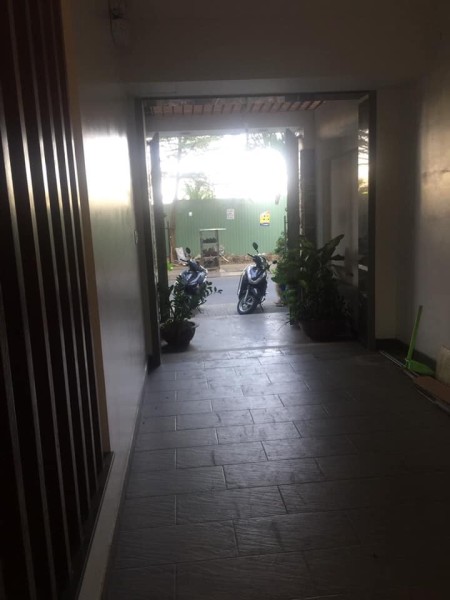 Cần bán gấp nhà nát Bạch Đằng, P. 2, Tân Bình DT: 10x17m, XD hầm 8 tầng. Giá: 25 tỷ TL