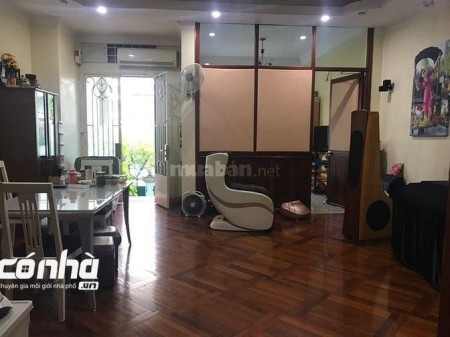 Nhà thuê mặt tiền đường Nguyễn Trọng Tuyển, phường 8, Phú Nhuận. DT 6x20m, 3 lầu _ có nhà