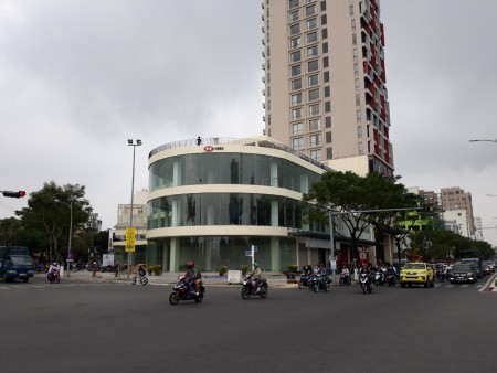 Cho thuê văn phòng đường Nguyễn Văn Linh, diện tích 110m2, 458m2. LH hotline: 098.20.999.20