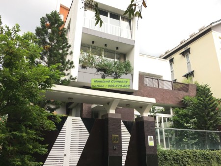 Villa mới xây xong, thiết kế đẹp, full NT nếu khách cần, số 67C Đường số 13, Phường Bình An, Quận 2