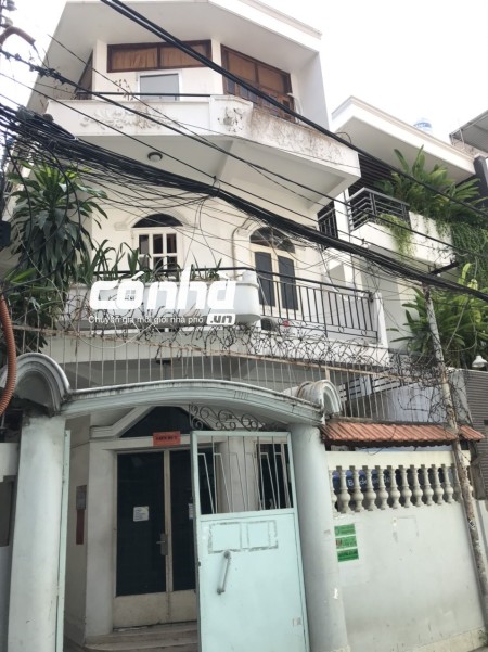 Cho thuê nhà nguyên căn đường Đào Duy Anh, Quận Phú Nhuận. DT 7x15m, 2 lầu _ CÓ NHÀ