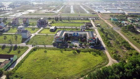 CẦN BÁN GẤP LÔ ĐẤT VEN SÔNG HOÀNG MAI