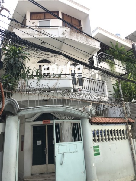 Cho thuê nhà nguyên căn hẻm xe hơi đường Đào Duy Anh, Phú Nhuận, 7x15m _ CÓ NHÀ