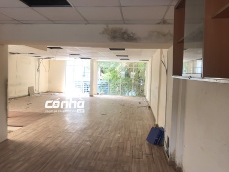 Cho thuê nhà mặt tiền đường Đào Duy Anh, phường 9, Quận Phú Nhuận. Dt 8x25m _ CÓ NHÀ