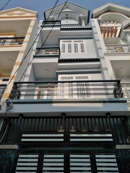 Bán nhà 2 lầu, 2 sẹc Lê Trọng Tấn cách ĐH Công Nghiệp Thực Phẩm HCM 1.5km, giá chỉ 2 tỷ