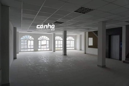 Cho thuê nhà mặt tiền khu sân bay Tân Sơn Nhất, Tân Bình. Nhà 5 lầu _ CÓ NHÀ