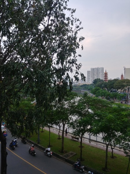 Đi đến slide 4