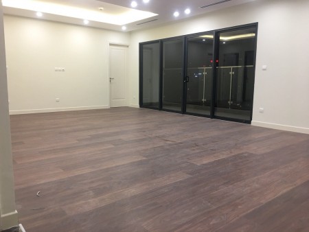 Căn góc 3 ngủ 98m tầng 10 ban công Đông Nam 143 Nguyễn Tuân 0985800205