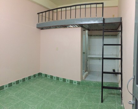 Cho thuê phòng trọ quận 10 đường CMT8 (gần sân khấu Lan Anh)