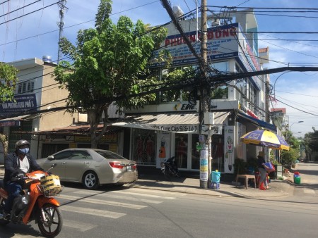 Nhà góc 2 mặt tiền đường Nguyễn Văn Linh phường Tân Phú Q7. Dt 5x22m giá 16.3 tỷ