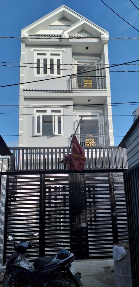 Bán nhà hẻm xe hơi Nguyễn Ảnh Thủ, 5x18m, vuông vức 3 tầng giá 4.45 tỷ