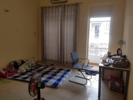 Cần bán gấp nhà đường Lê Văn Lương,Quận 7, dt 5x30m,giá 16 tỷ