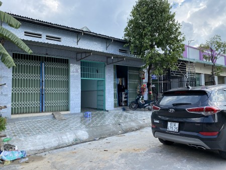 Nhà Trọ Gia Đinh Kẹt Tiền Cần Nhượng Lại 18 Phòng Trọ Ngay Vị Trí Đắc Địa Nhất KCN Mỹ Phước 3