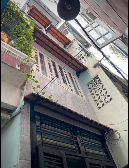 Nhà đẹp tiện kinh doanh Lý Thái Tổ, Quận 10, 4 tầng, 39m2, 4.6 tỷ, 0933444019