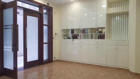 Nhỉnh 4 tỷ có ngay nhà đẹp, Đình Thôn, mặt ngõ ô tô đỗ cửa kinh doanh 60m2