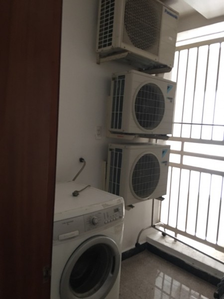 Cho thuê căn hộ Giai Việt 115m2, đầy đủ nt, view hồ bơi, Tạ Quang Bửu, P5, Q8