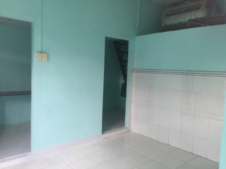 Nhà nguyên căn Phạm Hùng, Bình Hưng. giáp Q 8, giá 5,2 triệu, DT: 53 m2, điện nước chính