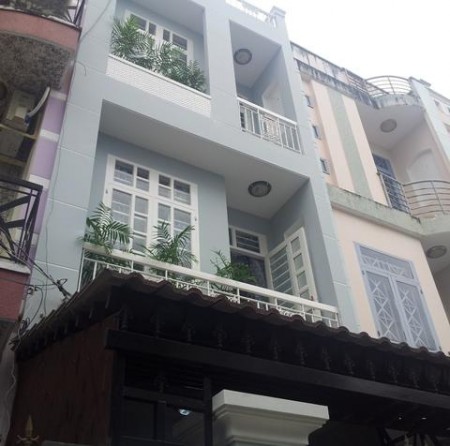 PHÒNG NỘI THẤT SẠCH ĐẸP MÁT MẺ NGAY GẦN NGUYỄN VĂN TRỖI