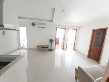 Căn hộ SAMLAND AIRPORT Nguyên Hồng Gò Vấp 70m2 2pn 2wc có nội thất Giá 11Tr, Lh 0906887586 Quân