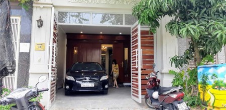 BÁN NHANH!!! Biệt Thự nhà vườn Tổng cục 5 DT 100m 6 tầng, thang máy. Giá trên 10 tỷ.