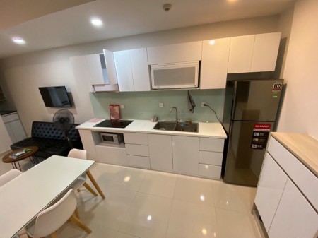 Căn hộ 2PN-2WC-80m2 chung cư Carillon quận Tân Bình cho thuê giá chỉ 13tr/th full nội thất, lầu cao view hướng đông thoáng mát