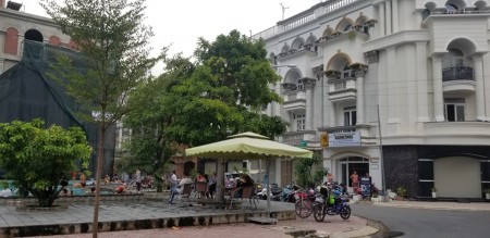 Đi đến slide 2