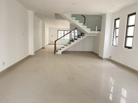 Cho thuê nhà nguyên căn CItyland Park Hills trệt 4 lầu đối diện chung cư
