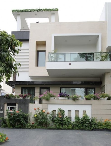 Villa trệt 2 lầu 4 phòng full nội thất 12x20m Thảo Điền