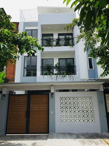 Nhà MT=trệt 2 lầu 4PN 6x27m Thảo Điền