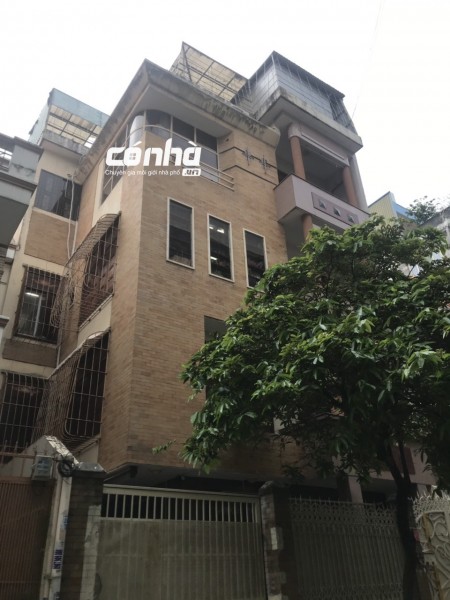 Cho thuê nguyên căn trệt 3 lầu, đường Hồ Văn Huê, phường 9, quận Phú Nhuận.