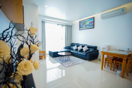 Cho Thuê Căn Hô 1, 2, 3pn đủ tất cả nội thất tại Quận Bình Thạnh Dự Án Pearl Plaza. LH 0938 155 227