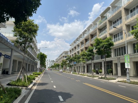 Shophouse thô tại Sarica cho thuê 70 triệu/tháng
