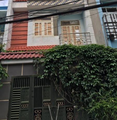 Nhà Giảm Sâu Chia Tài Sản, 67m, Chỉ Còn 4 tỷ 7, Đường ô tô tránh, Gần Vĩnh Khánh, Q 4, 0933444019
